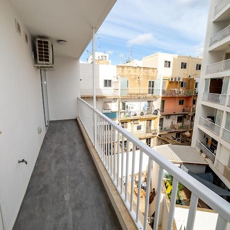New 3 Bedroom Apartment A1 Сент-Полс-Бей Экстерьер фото