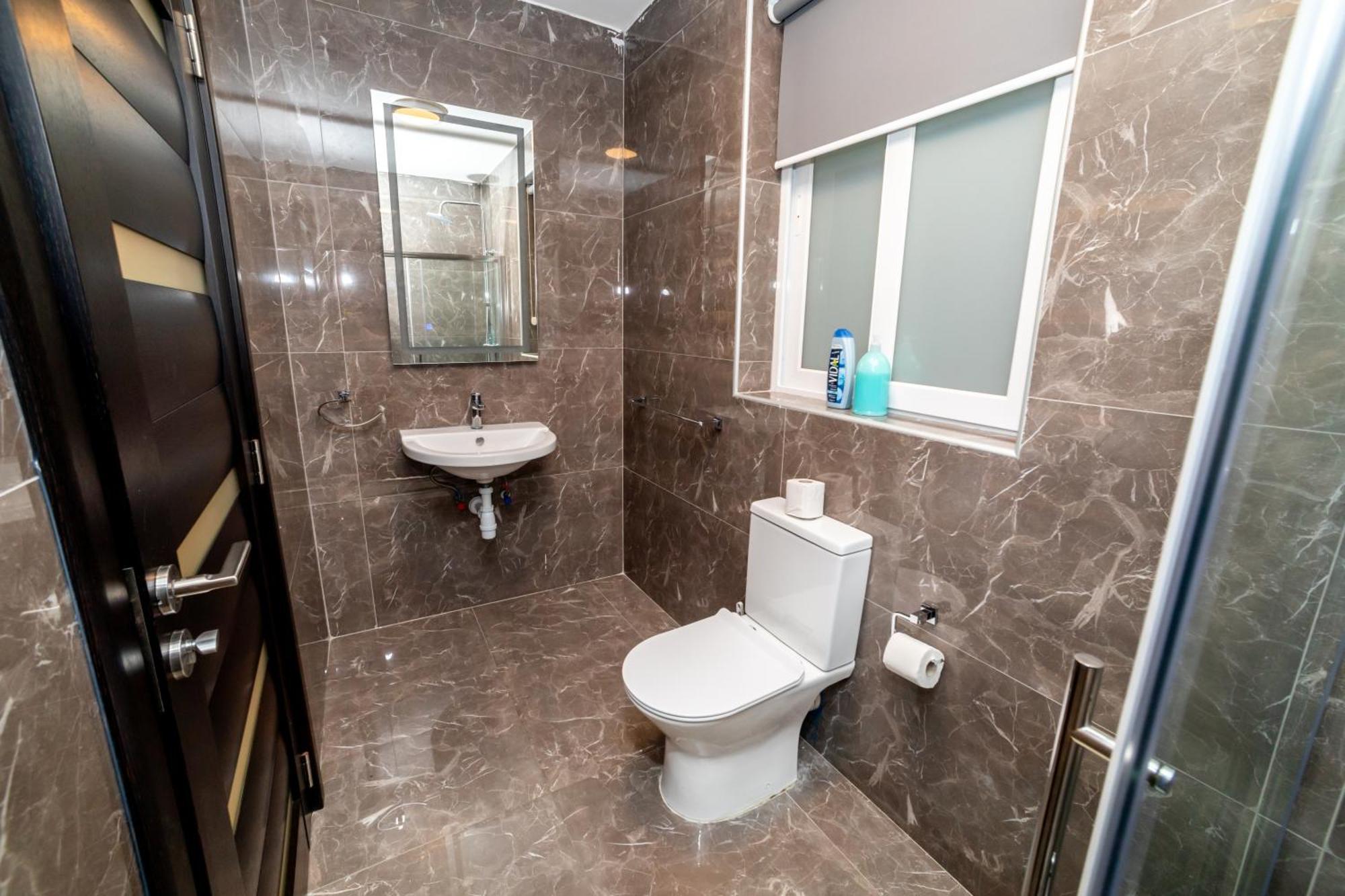 New 3 Bedroom Apartment A1 Сент-Полс-Бей Экстерьер фото