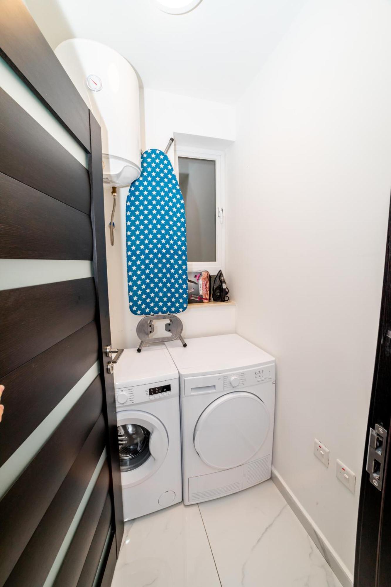 New 3 Bedroom Apartment A1 Сент-Полс-Бей Экстерьер фото