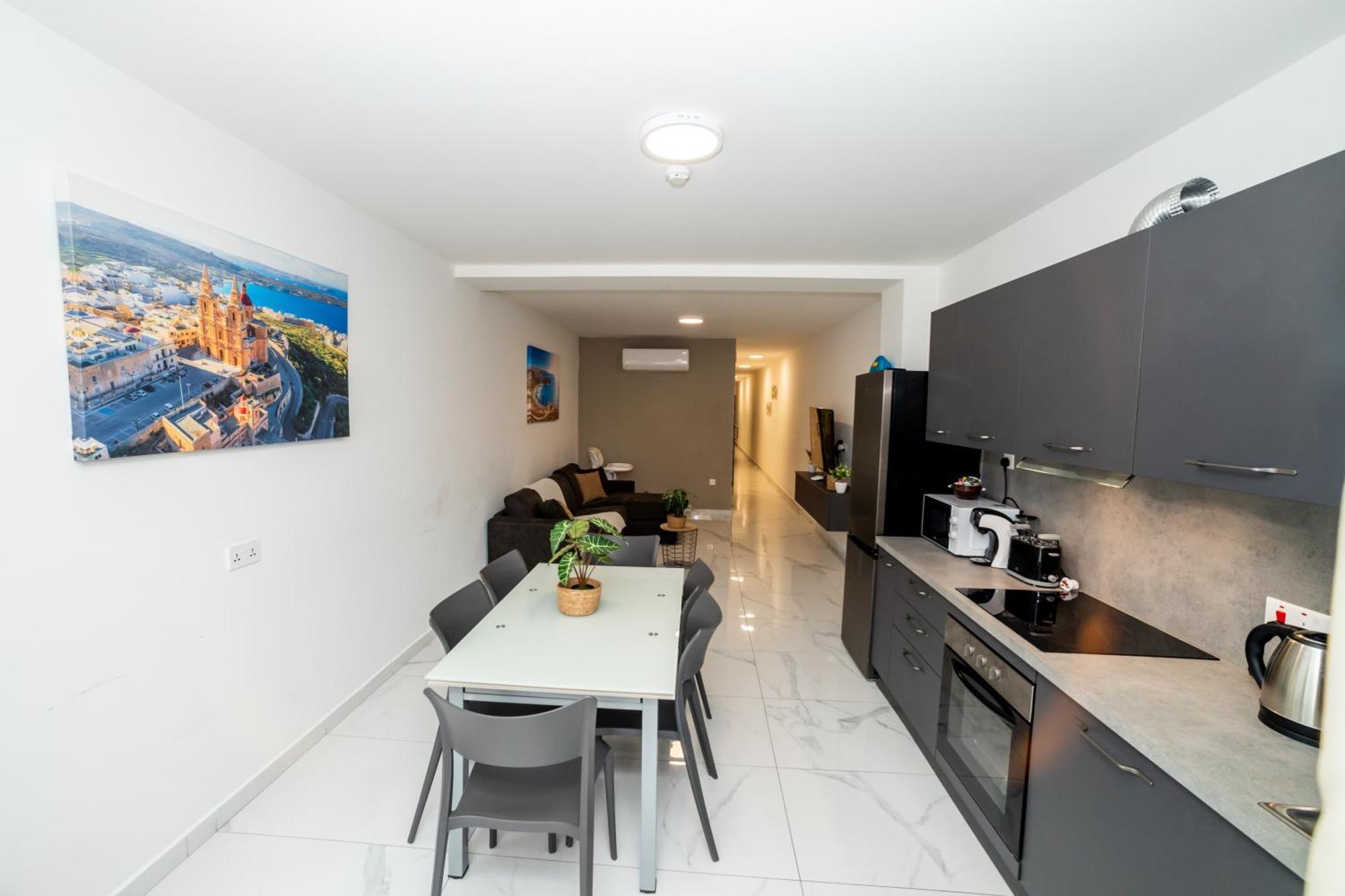 New 3 Bedroom Apartment A1 Сент-Полс-Бей Экстерьер фото